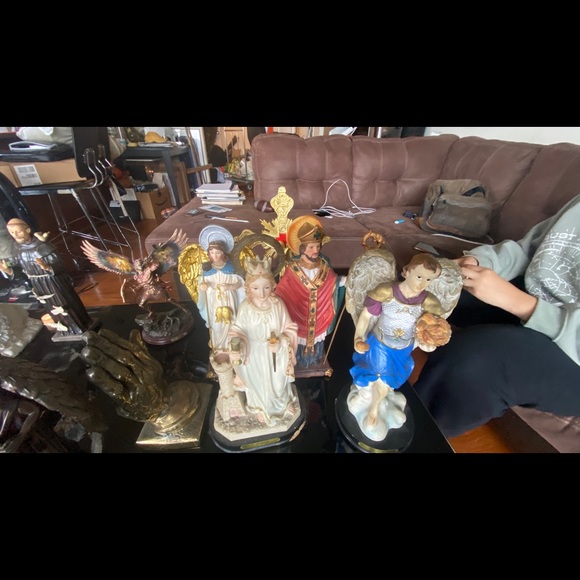 Collection of  angels and saints statues - vintage, antique, and modern - Picture 5 of 15